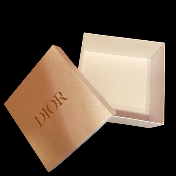 🆕 Authentic DIOR Box - Picture 3 of 4